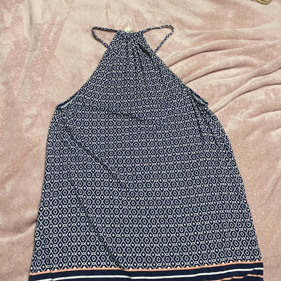 Tank - Picture 2 of 2